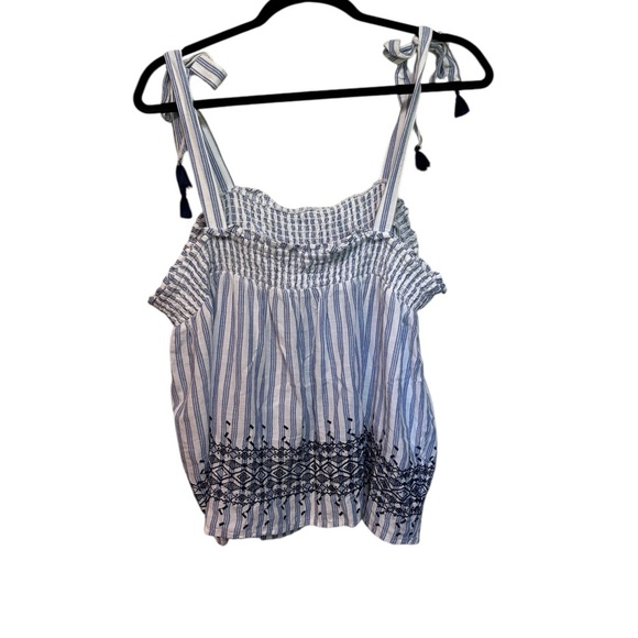 Old Navy Embroidered Smocked Tie Shoulder Striped Blue Sleeveless Boho Top XL - Picture 4 of 15